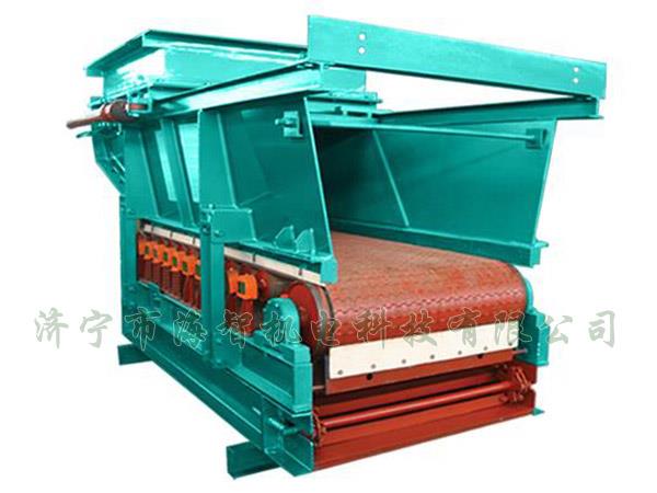 帶式（甲帶）給料機(jī)具有運(yùn)行平穩(wěn)、節(jié)能、環(huán)保等優(yōu)點(diǎn)